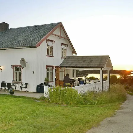 Holiday Home Tustna Holiday home